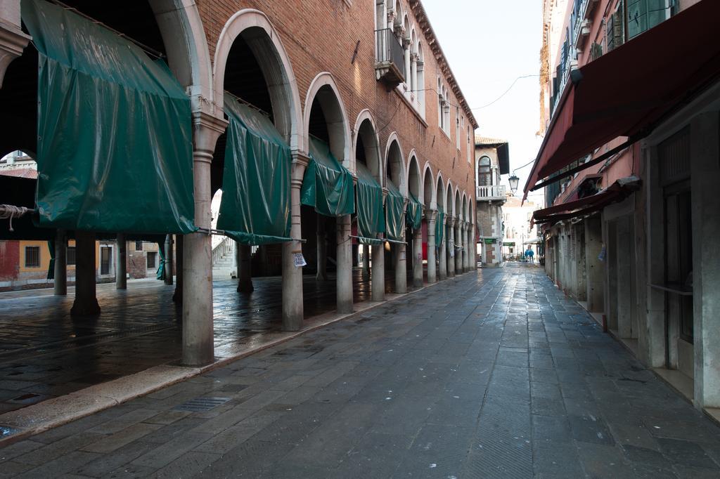 The Lion'S House Apt1 Venedig Rum bild